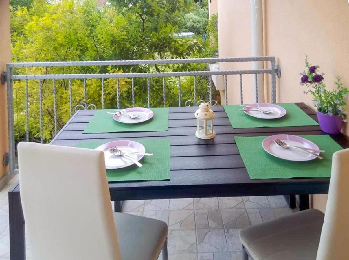 Apartments Leon โอเรบิก ภายนอก รูปภาพ