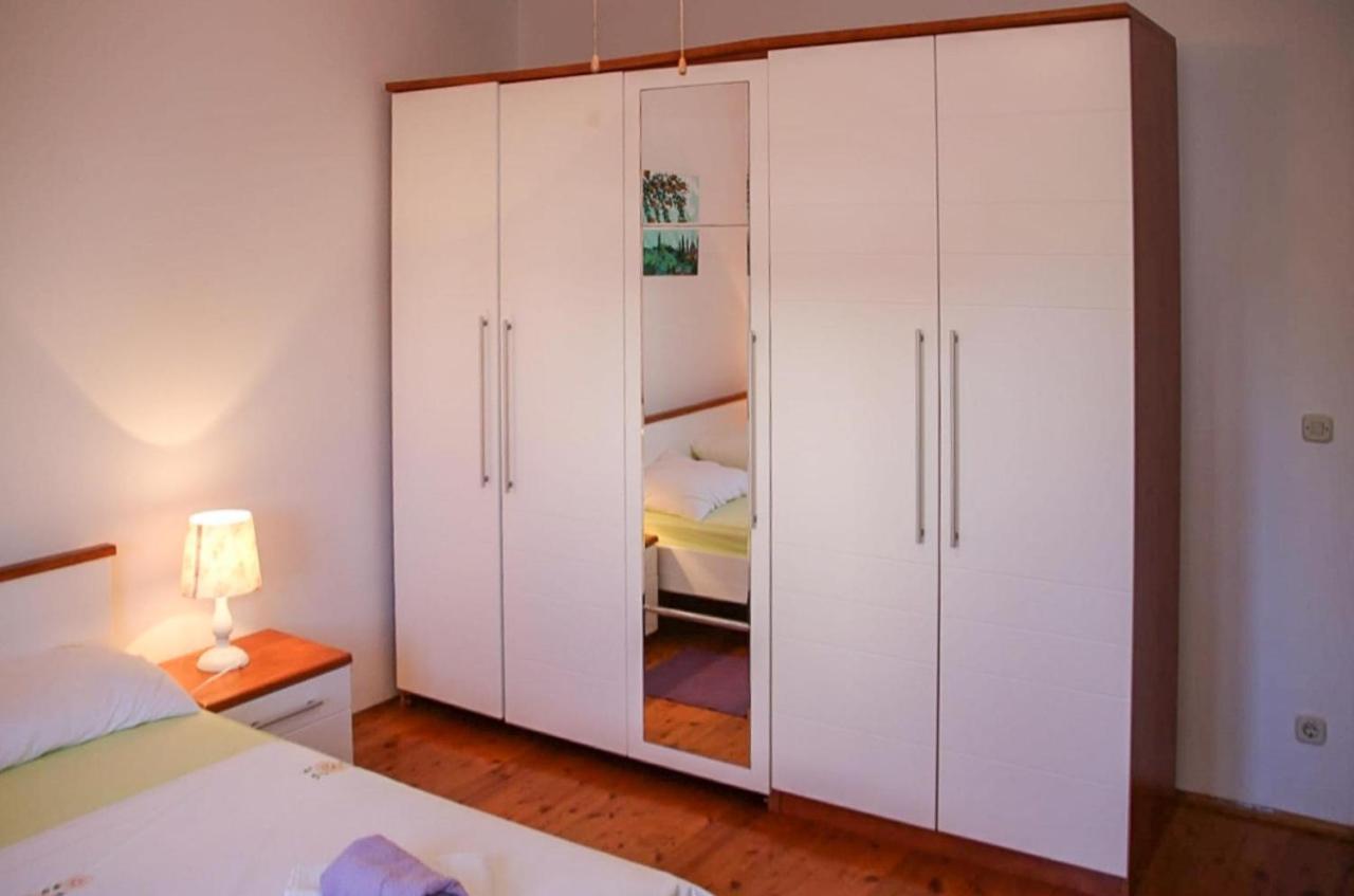 Apartments Leon โอเรบิก ภายนอก รูปภาพ