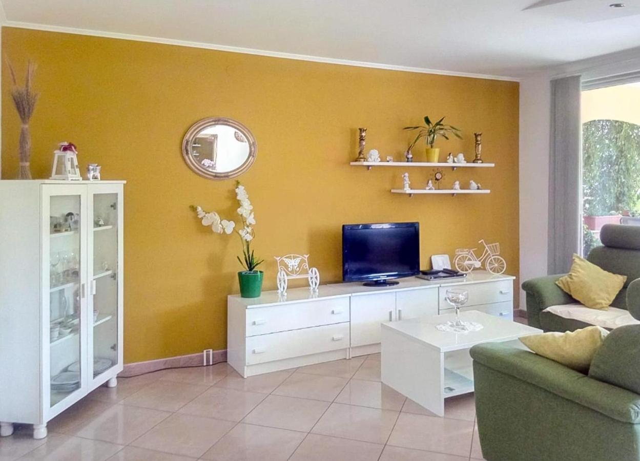 Apartments Leon โอเรบิก ภายนอก รูปภาพ